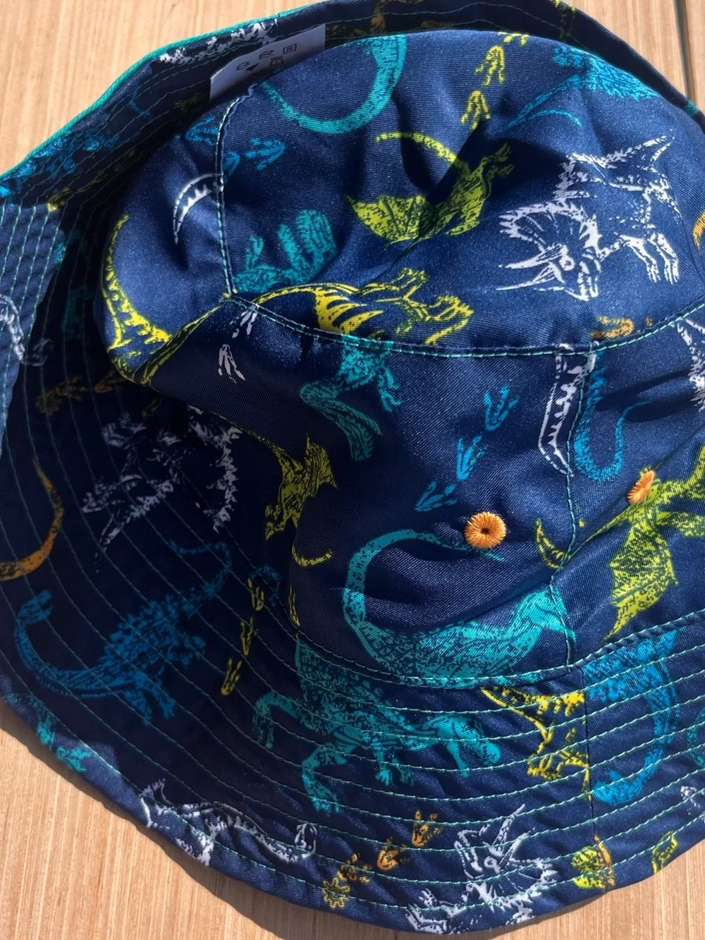 Uv Skinz aqua dinosaur